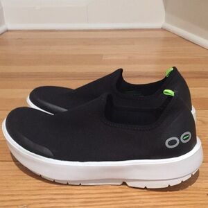 Oofos OOmg eeZee Low Shoe Women’s Size 10 EU 41